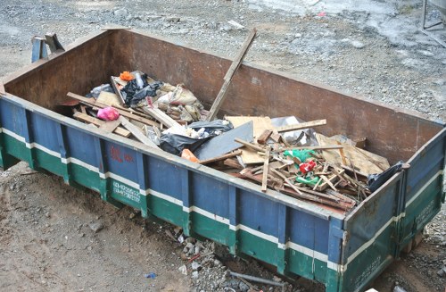 Business waste removal services in Erith